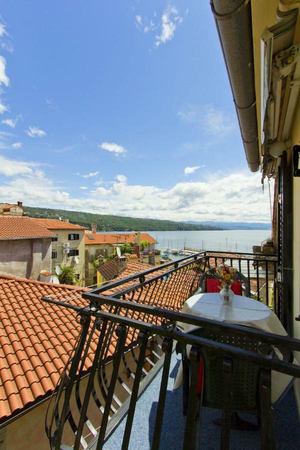 Studio Apartments Skoric Opatija Volosko Екстериор снимка